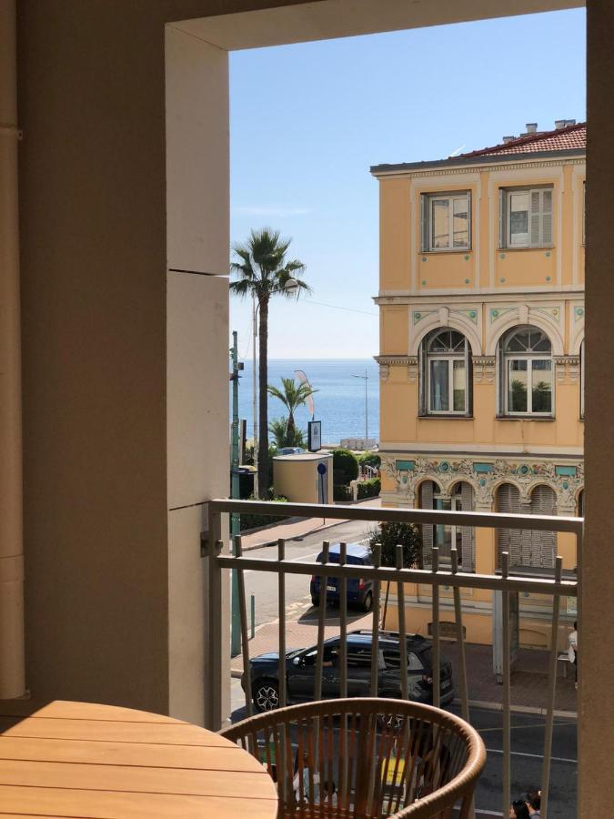 Appartement Saint Jhon à Menton Extérieur photo